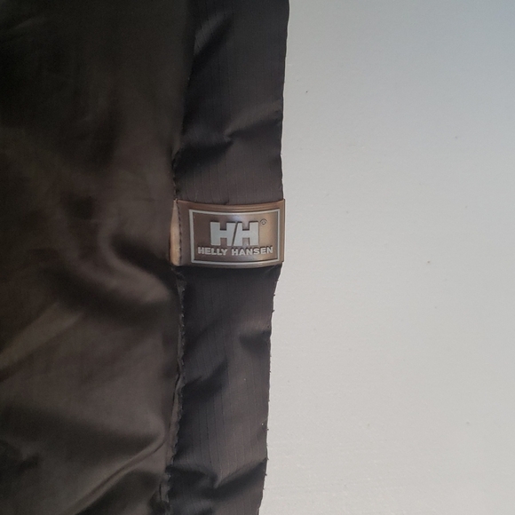 Helly Hansen Puffer Jacket - Picture 3 of 11